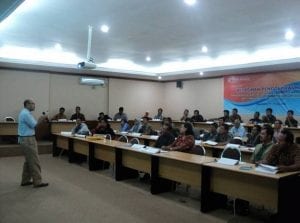 Pelatihan untuk pelaku industri perkayuan kecil-menengah